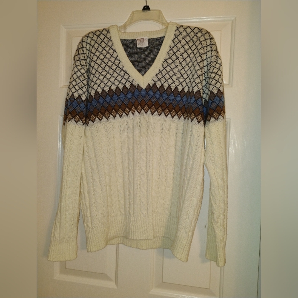 Vintage Montgomery Ward V-neck Sweater